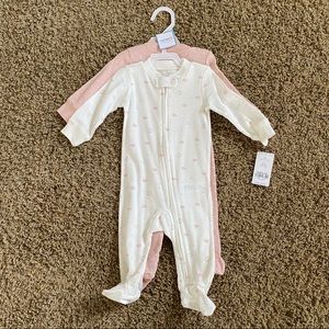 NWT Carters 2 pack of zipper footies 6m